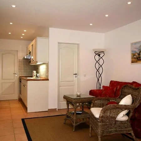 Holiday home Maraike Comfortable Middelhagen